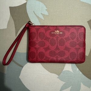Coach Corner Zip Wristlet